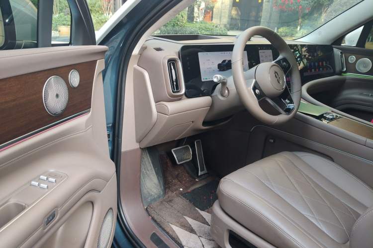 Used Hima AITO M9 2024 All-Electric Ultra Version 100 kWh 6-Seater Model