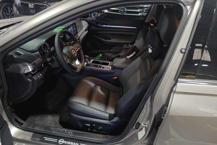 Used Nissan Teana 2022 2.0L XL-TLS Enjoyment Edition
