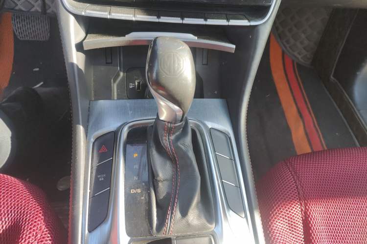 Used MG HS 2019 20T Automatic Two-Wheel Drive Trophy Super Sport Version China VI Standard
