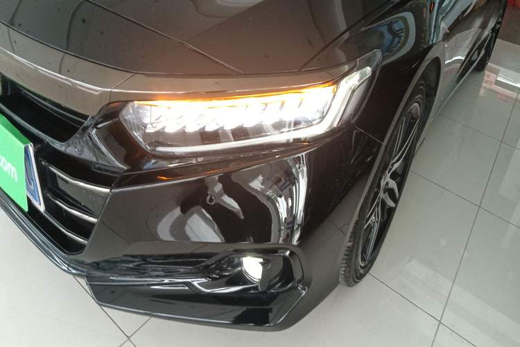 Used Honda Accord 2022 260TURBO Phantom Night · Prestige Edition Left Front Headlight
