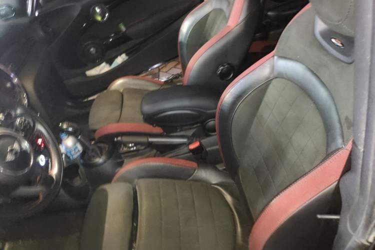 Used MINI JCW 2016 2.0T JOHN COOPER WORKS Avant-Garde Left Front Seat