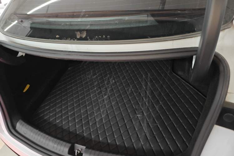 Used BYD Seal 06 New Energy 2024 DM-i 120KM Flagship Model Trunk