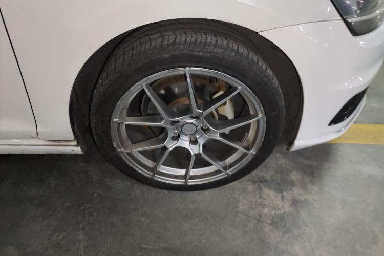 Used Volkswagen Golf 2016 1.4TSI Automatic R-Line
