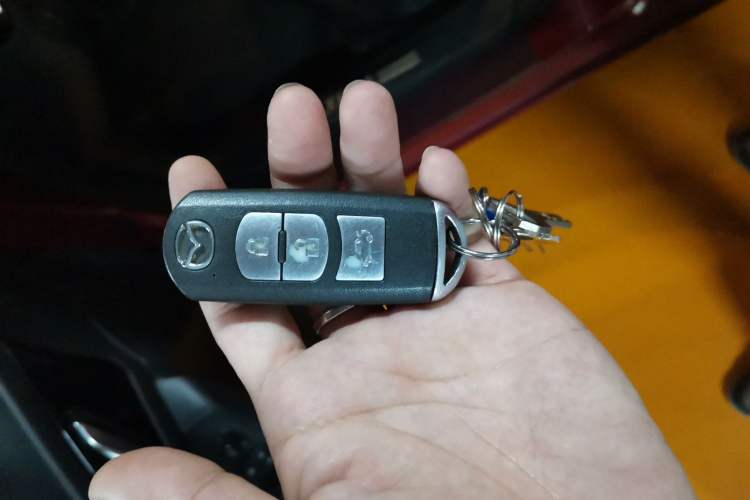 Used Mazda 3 Axela 2014 Sedan 2.0L Automatic Sport Model Vehicle Key