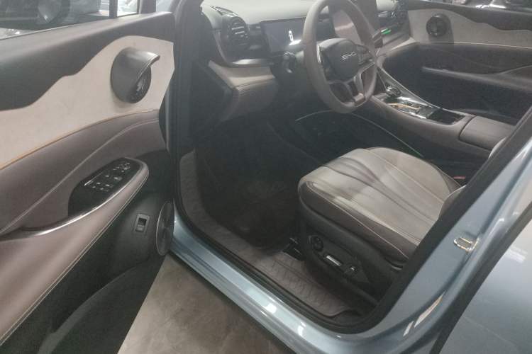 Used BYD Frigate 07 2023 DM-i 205KM Prestige Model
