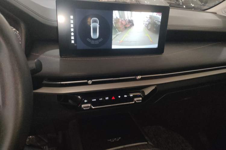 Used Wuling Jiachen 2022 1.5T CVT Smart Luxury Version
