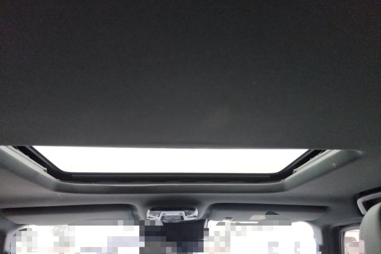 Used 212 T01 2024 2.0T Explorer
