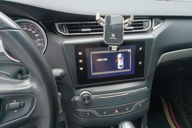 Used Peugeot 408 2015 1.2T Automatic Luxury Edition Audio And AC Panel