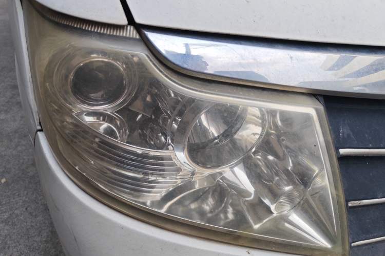 Used Dongfeng Shuaike 2014 1.6L Manual Comfort 7-Seater China V Standard