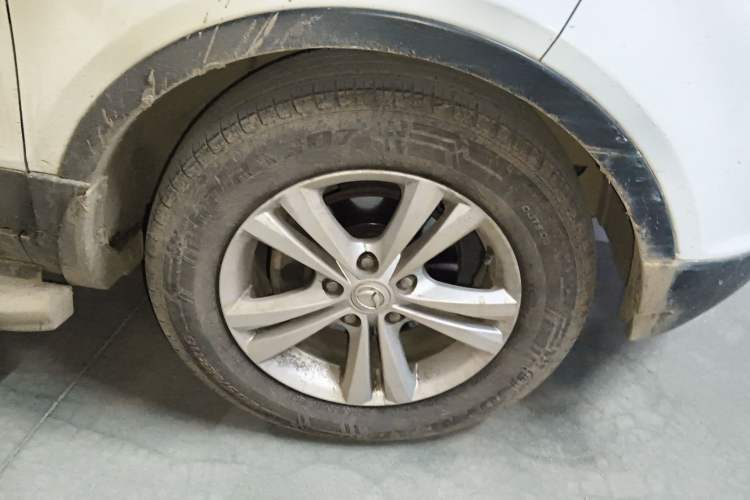 Used HYOSOW S3 2016 1.5L Manual Comfort Version China V Right Front Wheel Hub