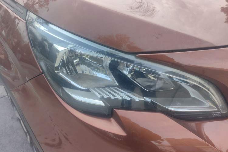 Used Peugeot 4008 2017 380THP Elite Edition Right Front Headlight