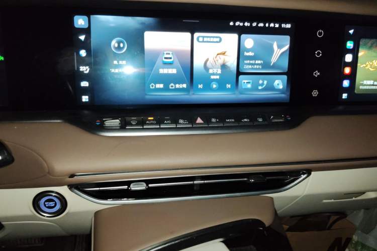 Used VOYAH FREE 2021 Four-Wheel Drive Standard Range-Extended Exclusive Luxury Package
