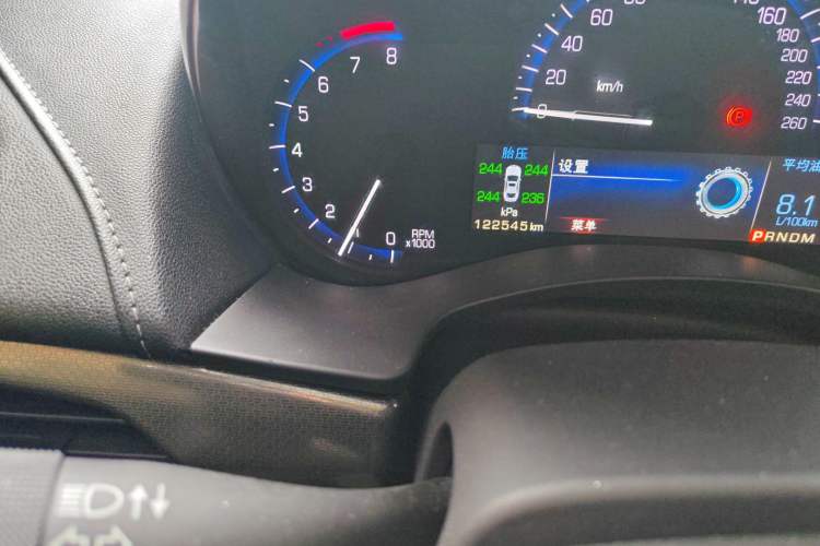 Used Cadillac ATS-L 2014 25T Comfort Model Odometer Close Up