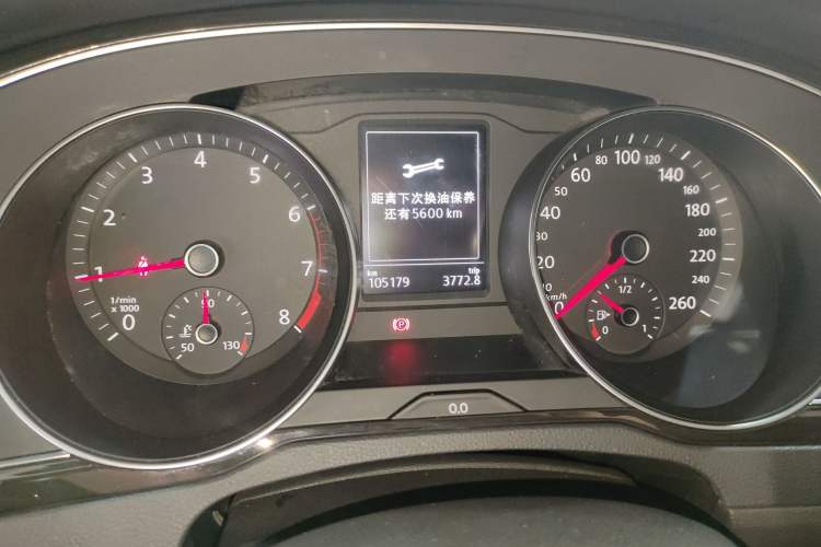Used Volkswagen Magotan 2019 330TSI DSG Leading Edition China V Standard Instrument Cluster
