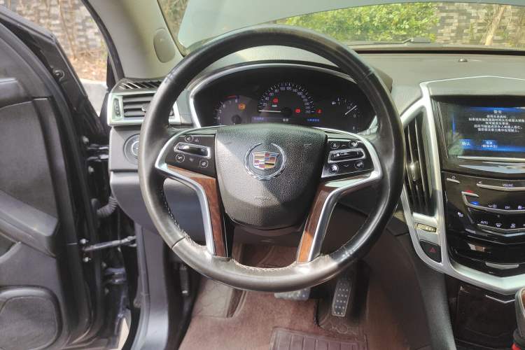 Used Cadillac SRX 2014 3.0L Elite Model
