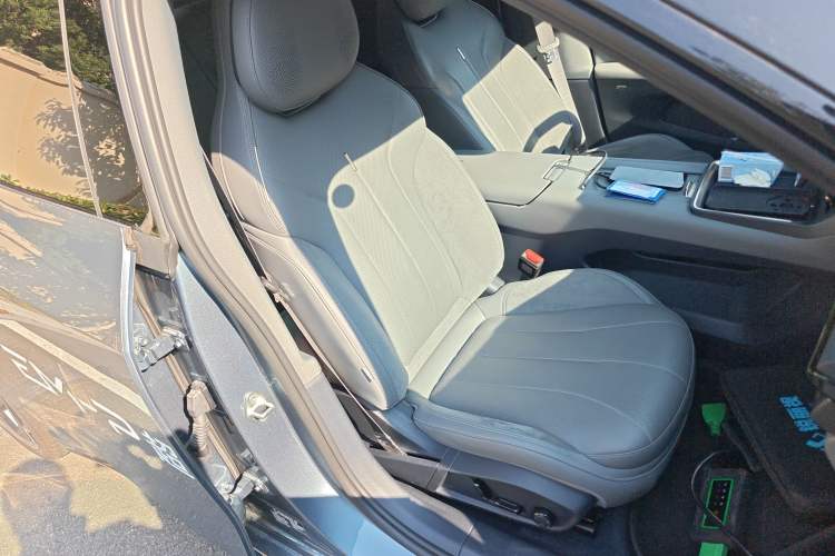 Used Lynk & Co 07 2024 EM-P 126 Long-Range Ultra
