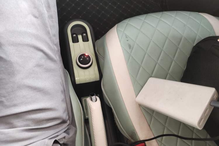 Used Wuling Hongguang MINIEV 2021 Macaron Fashion Model Lithium Iron Phosphate