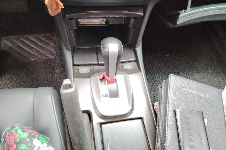 Used Honda Crosstour 2014 2.4L Luxury Edition
