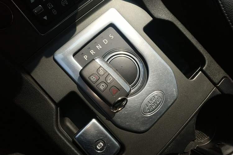 Used Land Rover Discovery 2015 3.0 SC V6 HSE