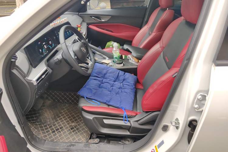 Used CHANGAN CS35PLUS 2021 Blue Whale NE 1.4T DCT Luxury Model