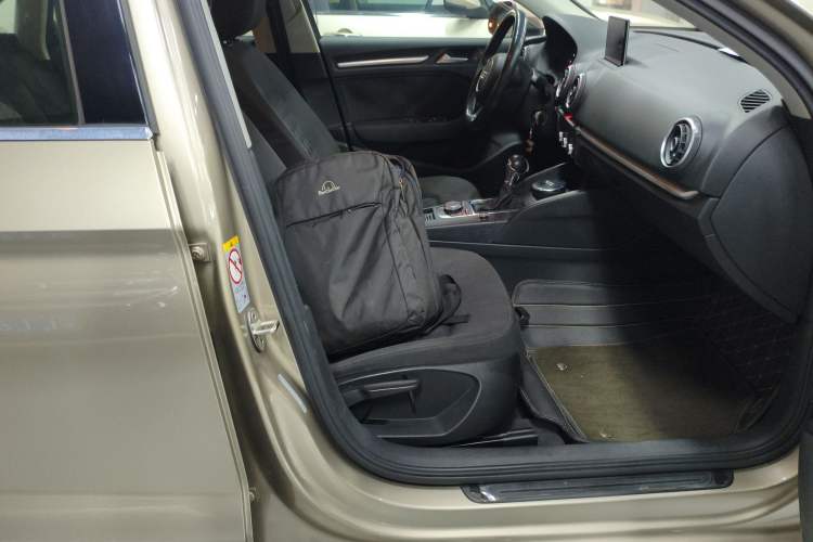 Used Audi A3 2016 Limousine 35 TFSI Prestige Edition