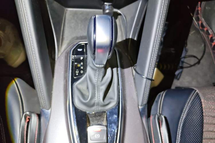 Used Renault Koleos 2018 2.0L Two-Wheel-Drive Luxury Edition
