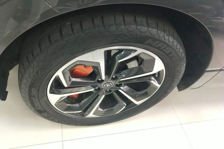 Used CHANGAN UNI-K iDD 2022 Blue Whale iDD 130km 1.5T Excellence Model