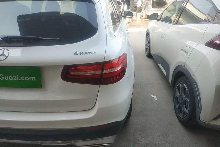 Used Mercedes-Benz GLC 2016 GLC 200 4MATIC
