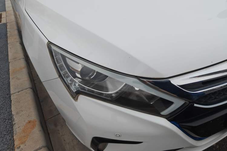 Used BYD Qin New Energy 2015 1.5T Dual-Crown Flagship Plus Edition
