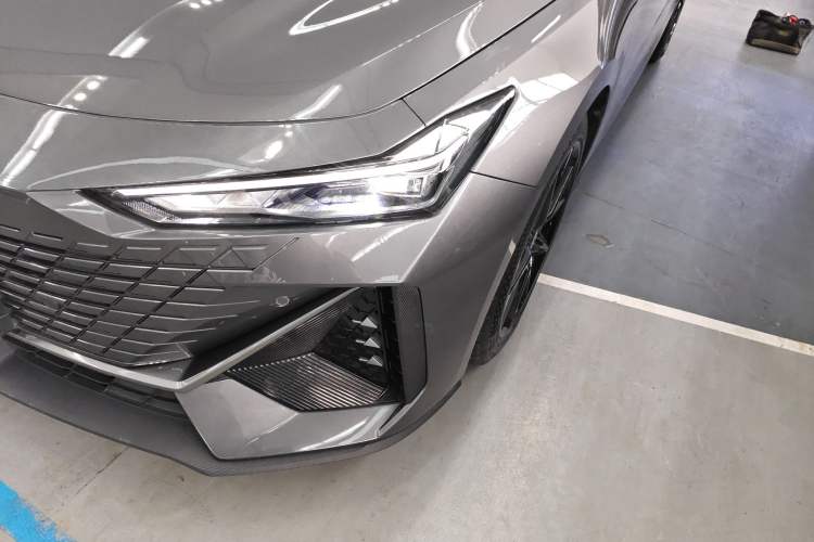 Used Changan UNI-V 2022 1.5T Prestige Version
