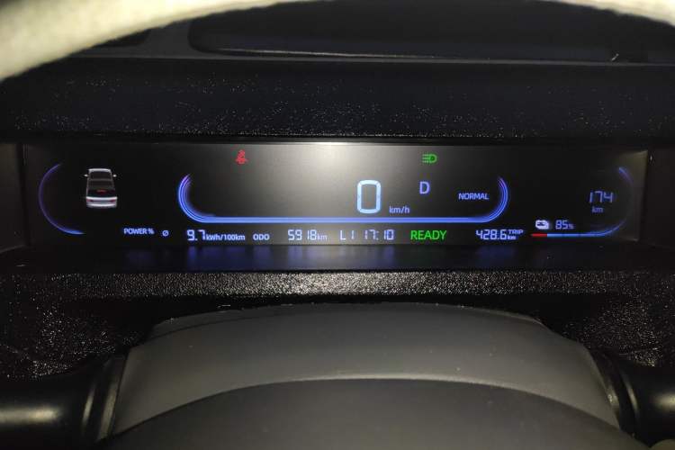 Used Geely Galaxy Panda 2024 200km Panda Rider