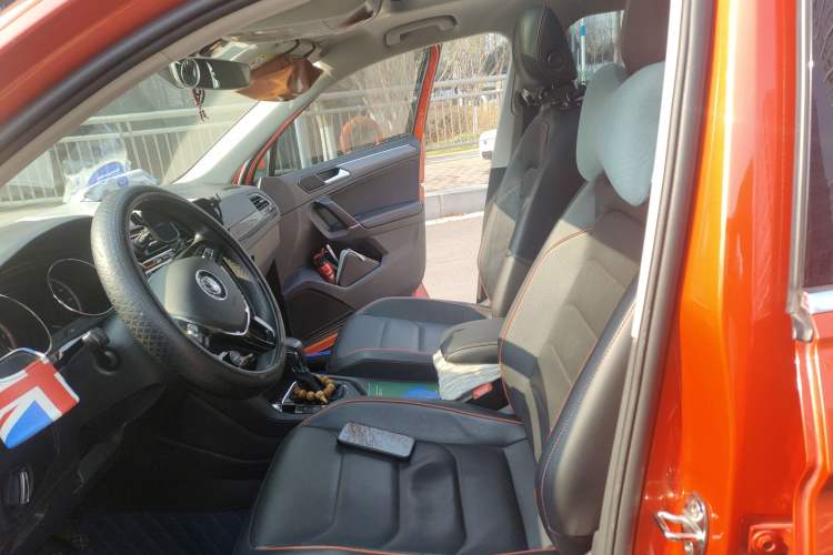 Used Volkswagen Tiguan L 2018 330TSI Automatic Two-Wheel Drive Flagship Edition
