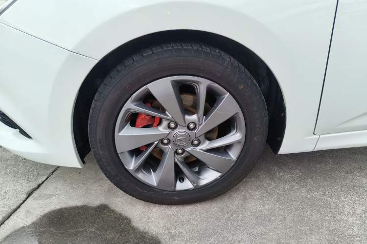 Used CHANGAN Eado DT 2018 1.6L Automatic Smart Enjoyment Model Left Front Wheel Hub