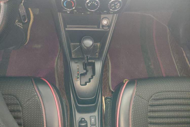 Used Toyota YARiS L Zhi Xuan 2021 X-Trail 1.5L CVT Leading Edition Gear Lever