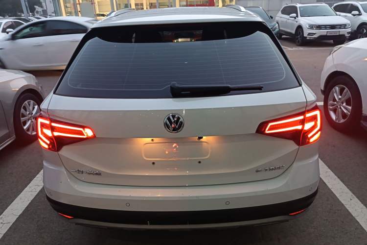 Used Volkswagen C-TREK 2018 1.5L Manual Comfort Model