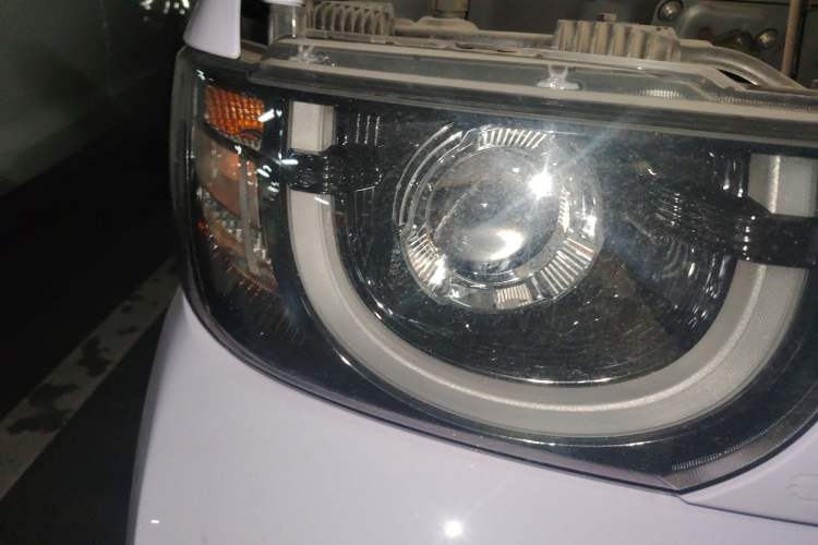 Used Chery QQ Ice Cream 2022 170km Sundae Phosphate Lithium-Ion