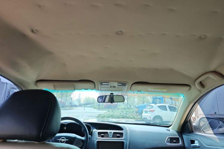 Used Haima Fumei 2015 1.6L Manual Prestige Model Headliner