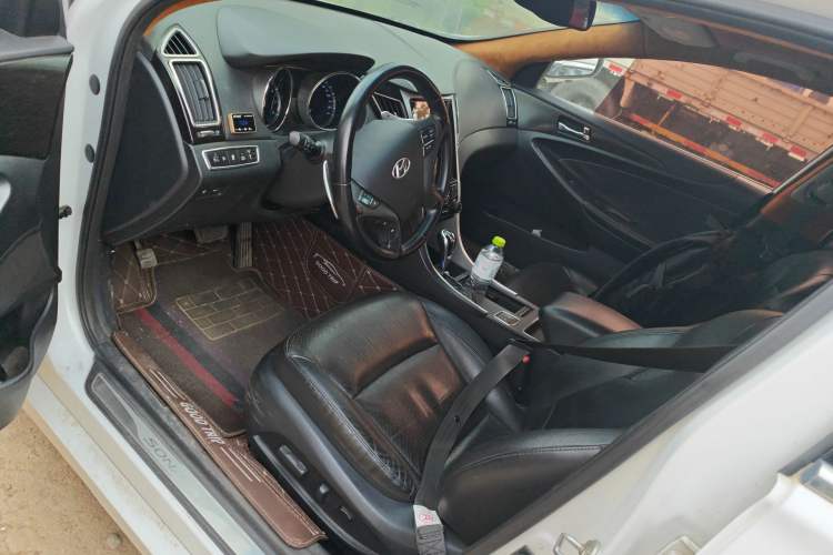 Used Hyundai Sonata 2013 2.4L Automatic Prestige Version China IV Standard