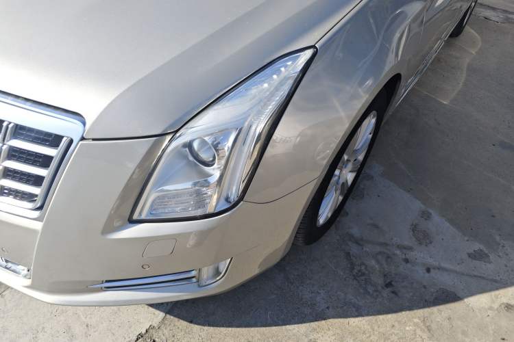 Used Cadillac XTS 2014 28T Luxury Model
