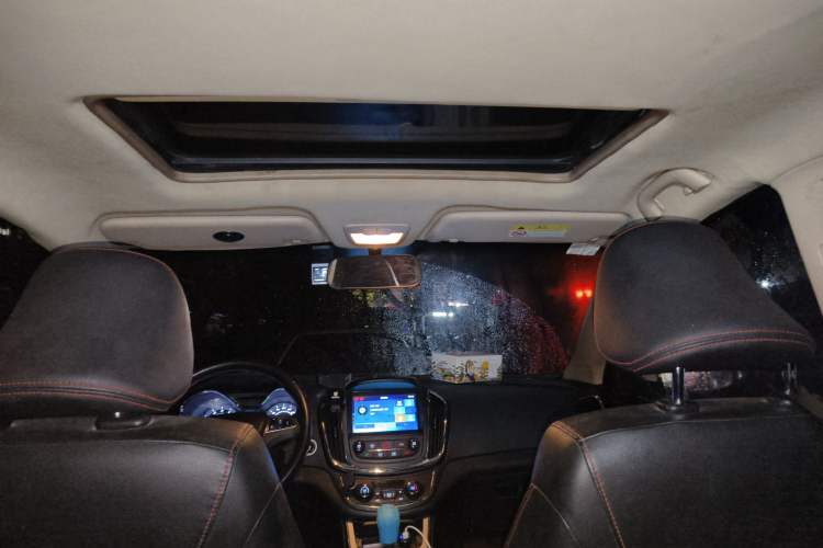 Used Baojun 560 2016 1.8L iAMT Luxury Model