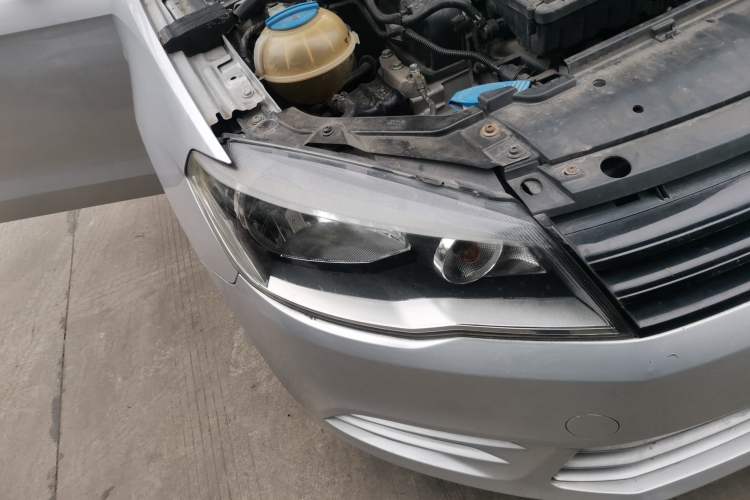 Used Volkswagen Jetta 2015 1.4L Manual Fashion Model