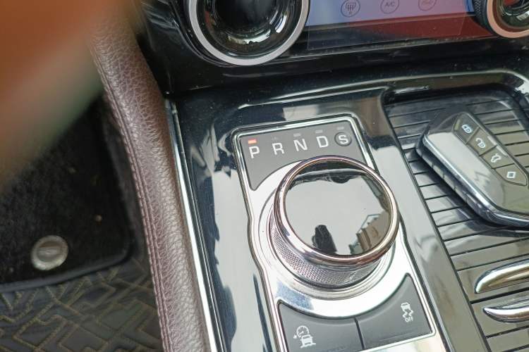 Used Jaguar XJ 2016 XJL 2.0T Two-Wheel-Drive Elegant Business Edition
