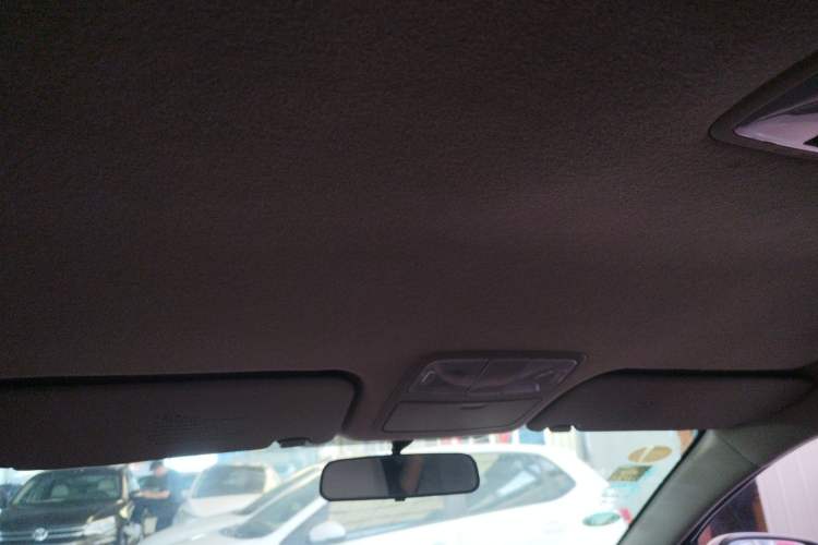 Used Hyundai Celesta 2016 1.6L Manual Joy Edition Headliner
