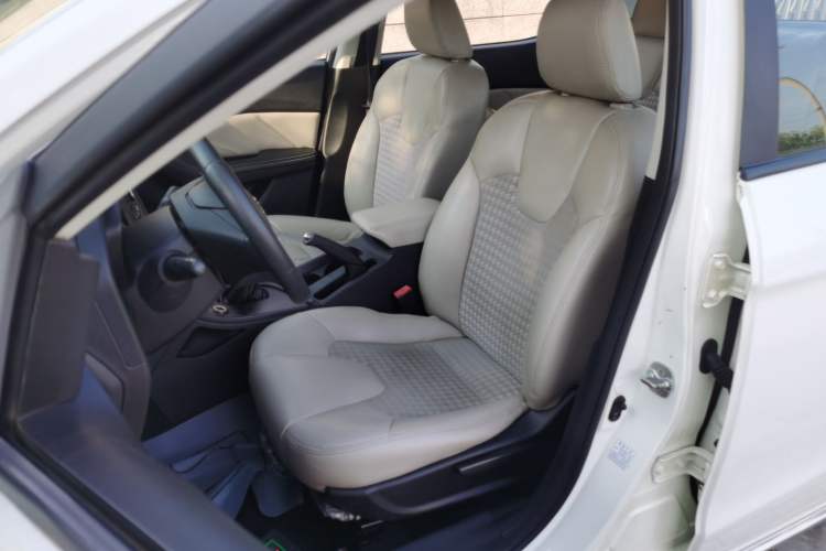 Used GAC Trumpchi GA3S Vision 2014 1.6L Manual Luxury ESP Version