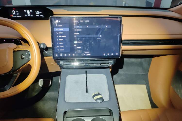 Used Hyptec HT 2024 825鸥翼 LiDAR Edition Audio And AC Panel