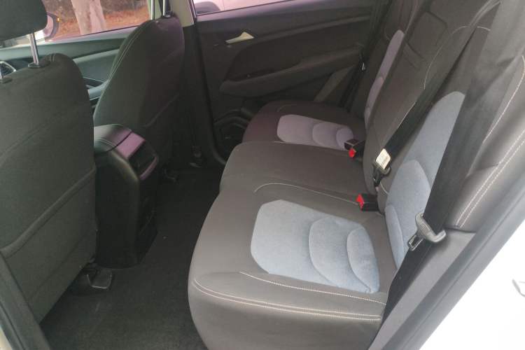 Used Baojun 530 2018 1.5T Manual Comfort Version China V