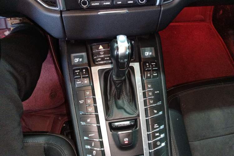 Used Porsche Macan 2017 Macan 2.0T