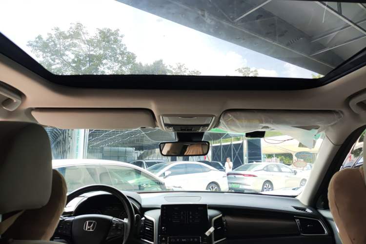 Used Honda Avancier 2017 240TURBO Two-Wheel Drive Premium Edition
