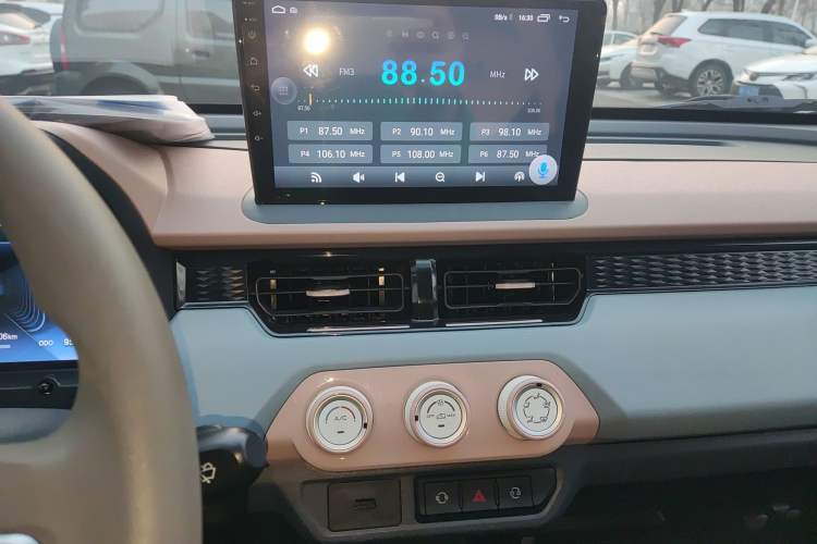 Used Chery QQ Ice Cream 2024 205km Sundae Pro
