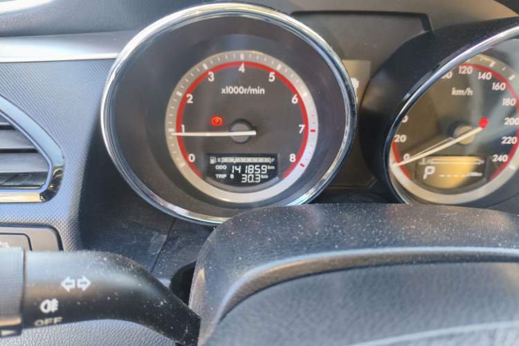 Used Bestune B70 2014 2.0L automatic luxury version

